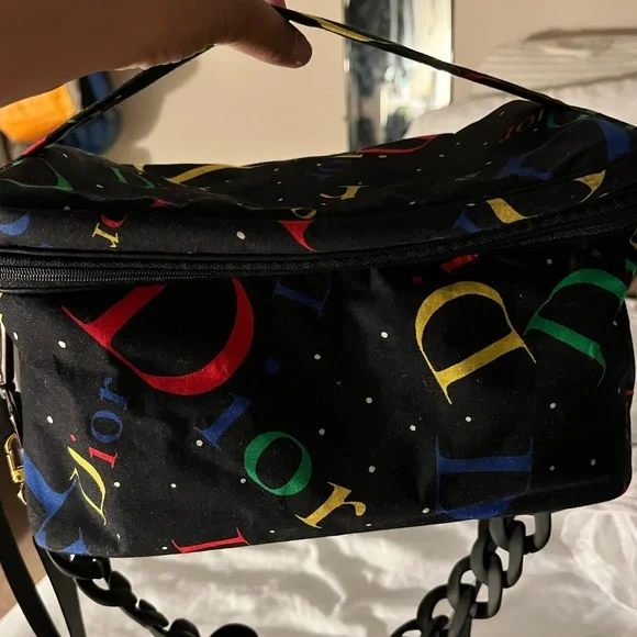 Christian Dior makeup bag repurposed into a crossbody. In great condition. 💫 - Picture 6 of 9